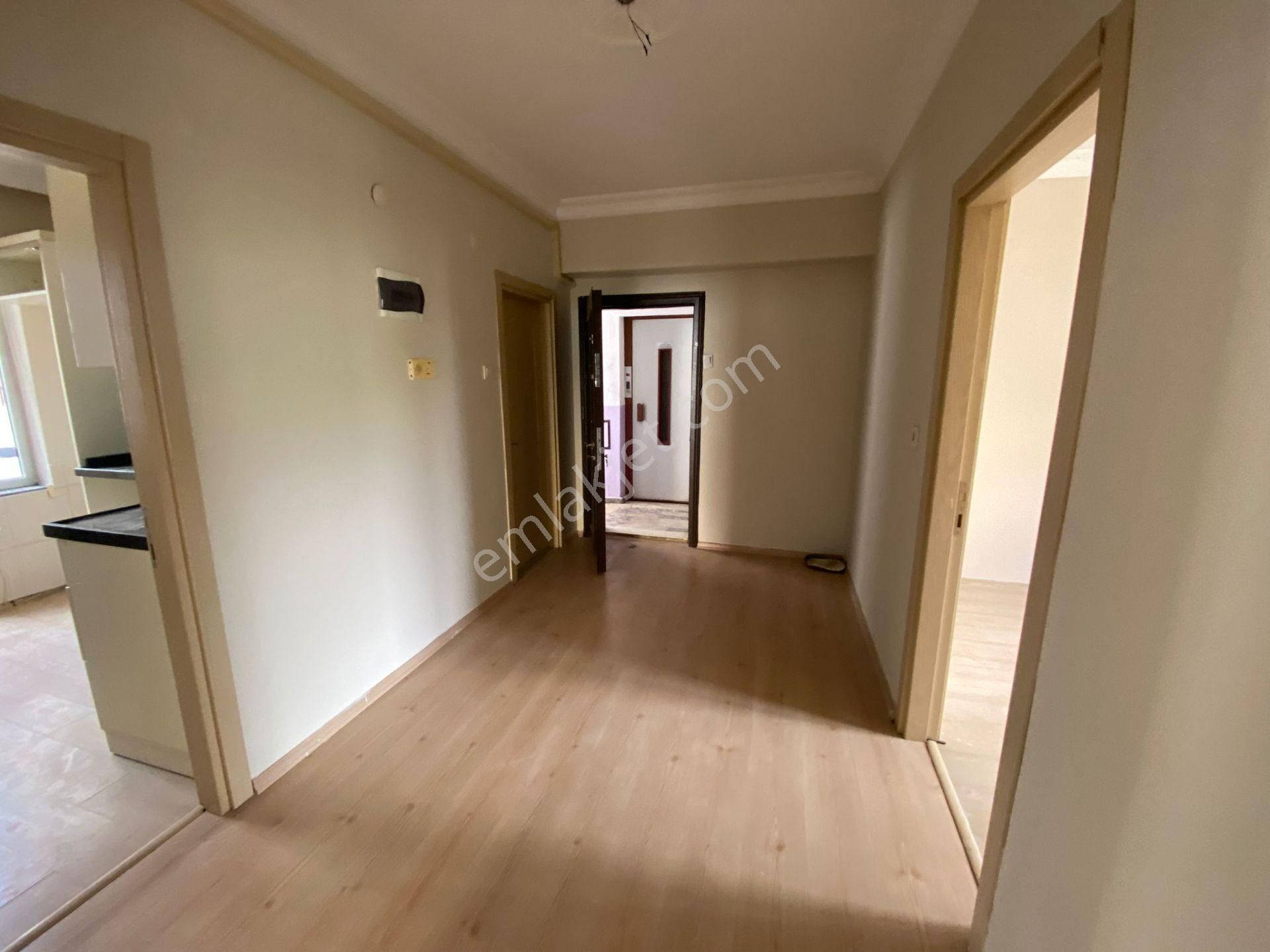 Trabzon Çukurçayır Ceylan Kent Sitesi'nde 3+1 Kiralık Daire - Görsel 5