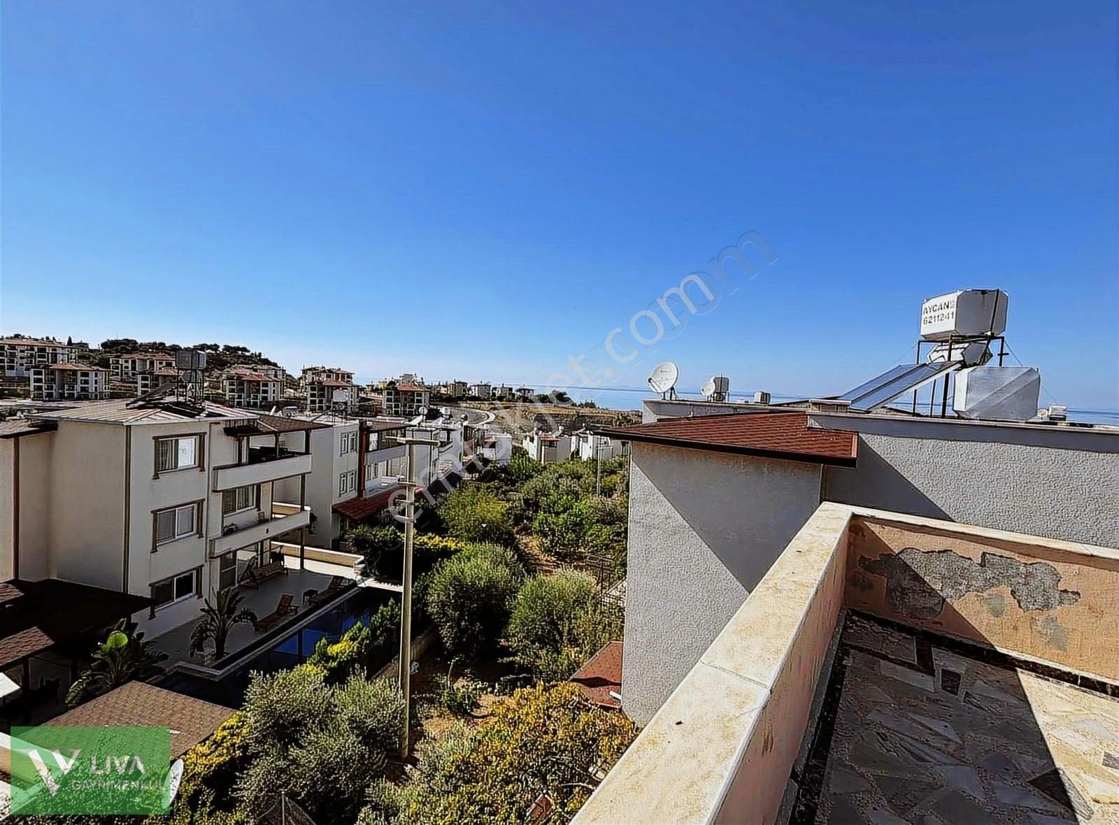 Satılık Villa Site İçerisinde Deniz Manzaralı Triplex - Görsel 8