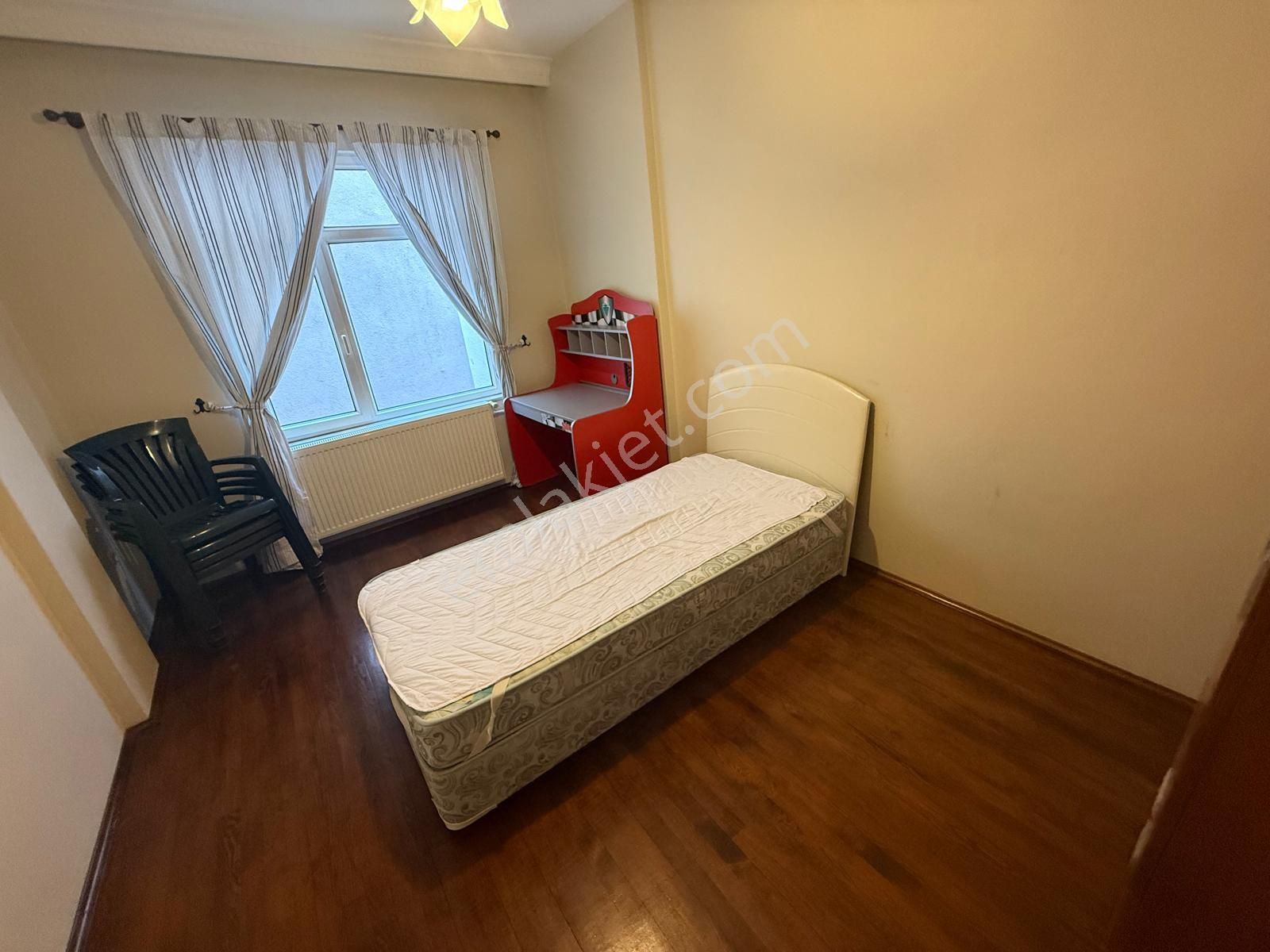 Delux'den Sahile Yürüme Mesafesinde Bakımlı Kiralık 3+1 Daire - Görsel 11
