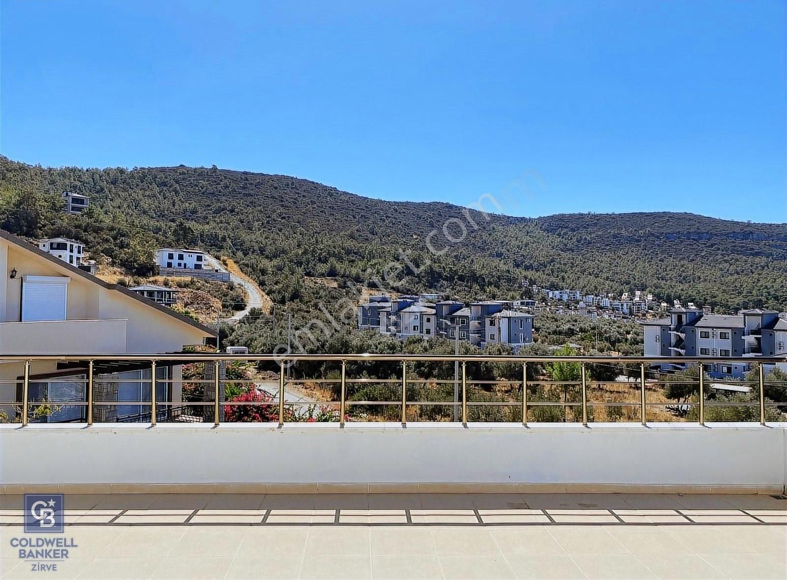 Didim Akbük'de Doğa Ve Deniz Manzaralı Geniş Çatı Dubleksi - Görsel 18