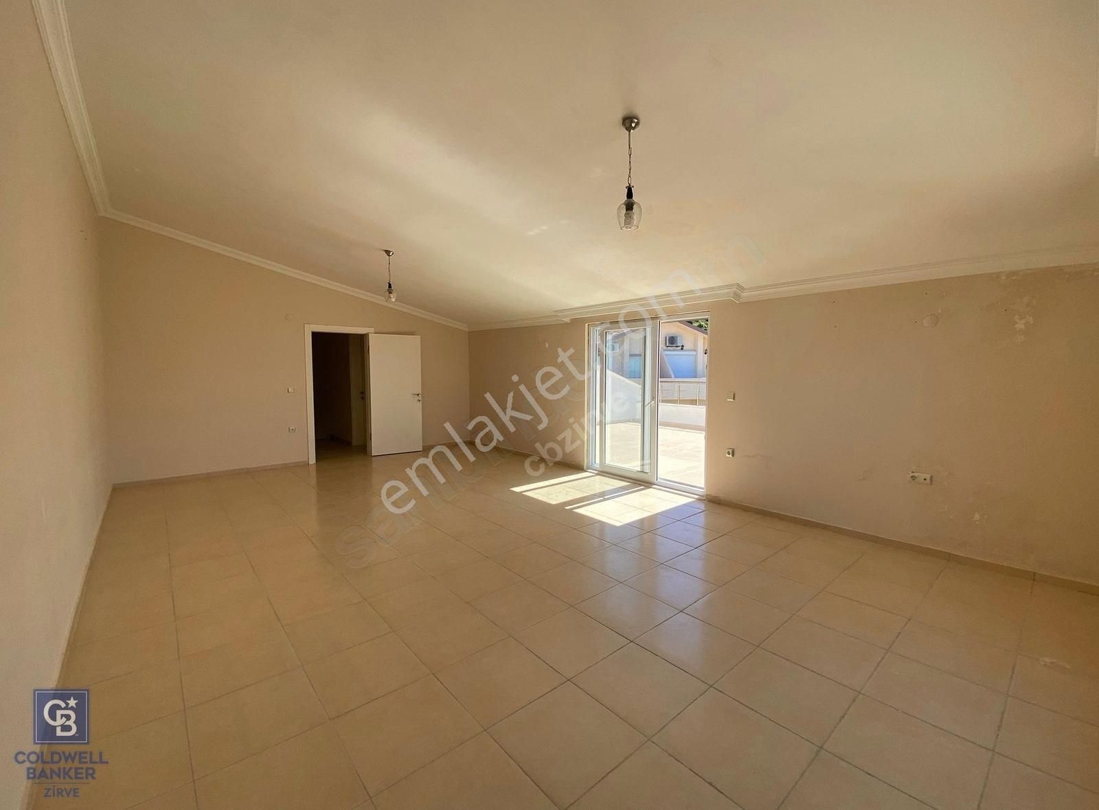 Didim Akbük'de Doğa Ve Deniz Manzaralı Geniş Çatı Dubleksi - Görsel 2