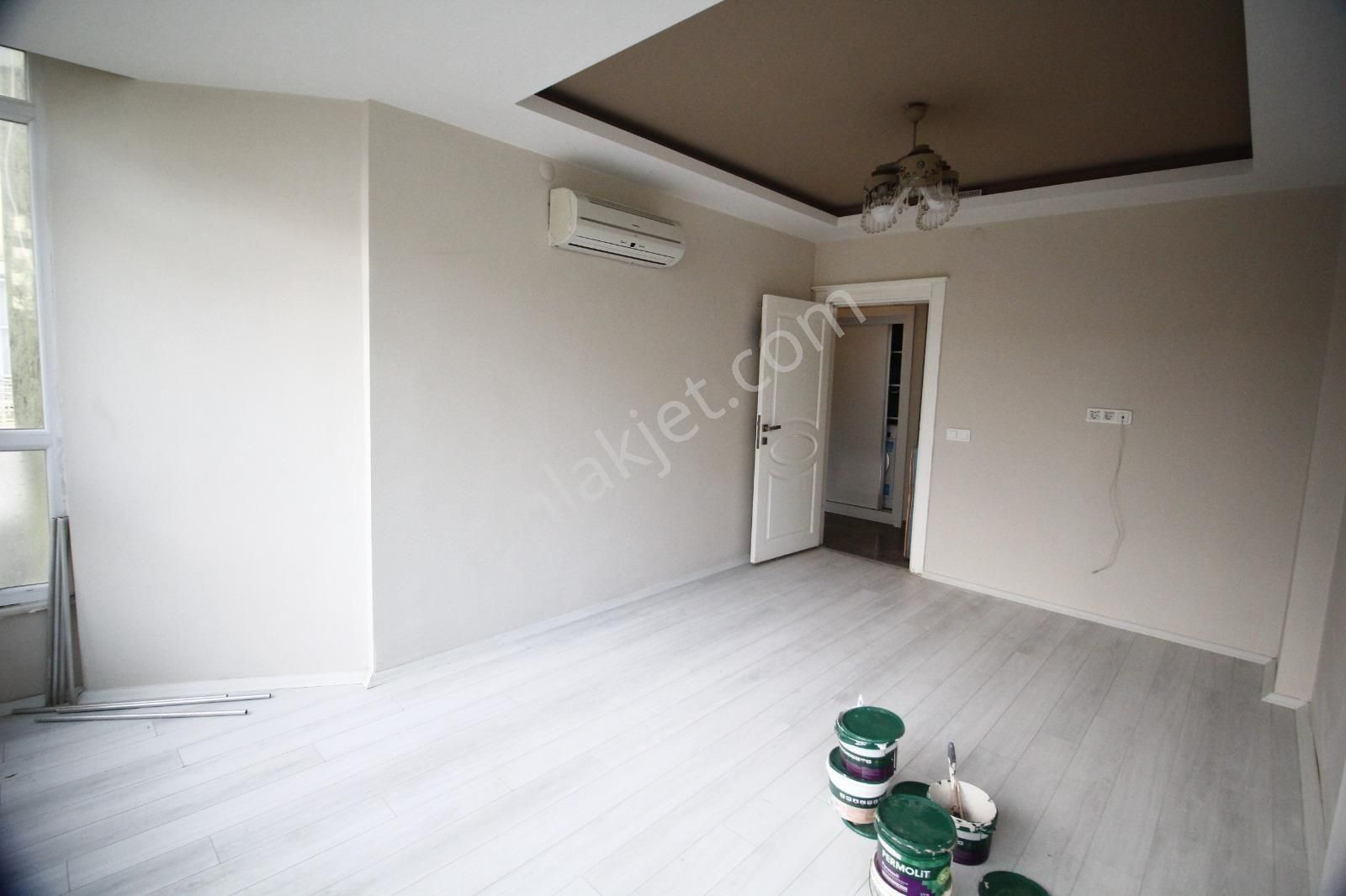 Alanya Merkezde 120 M2 Eşyasız 2+1 Satılık Daire - Görsel 15