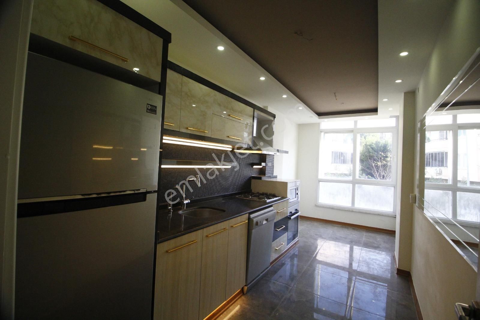 Alanya Merkezde 120 M2 Eşyasız 2+1 Satılık Daire - Görsel 6