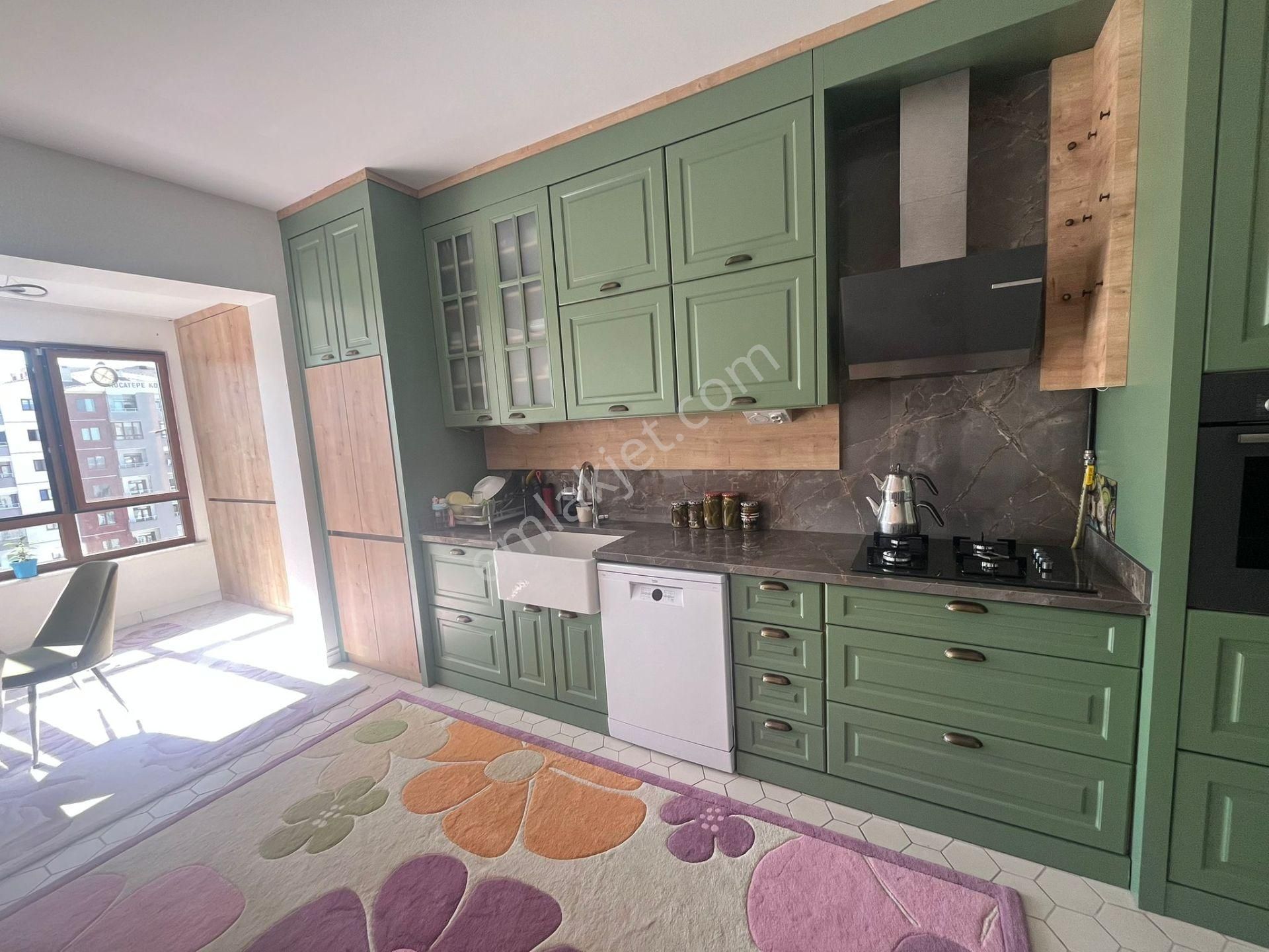 Mevlana Mah 3+1 Şömineli & Giyinme Odalı Ultra Lüks Daire 51/1 - Görsel 6