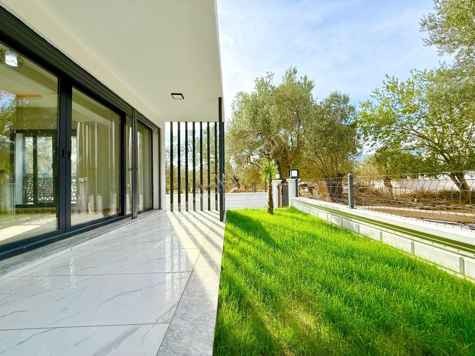 ▶ ▶ Akçay Körfez'den Zeytinli'de Doğa Manzaralı Sıfır Satılık 4+1 Villa - Görsel 35