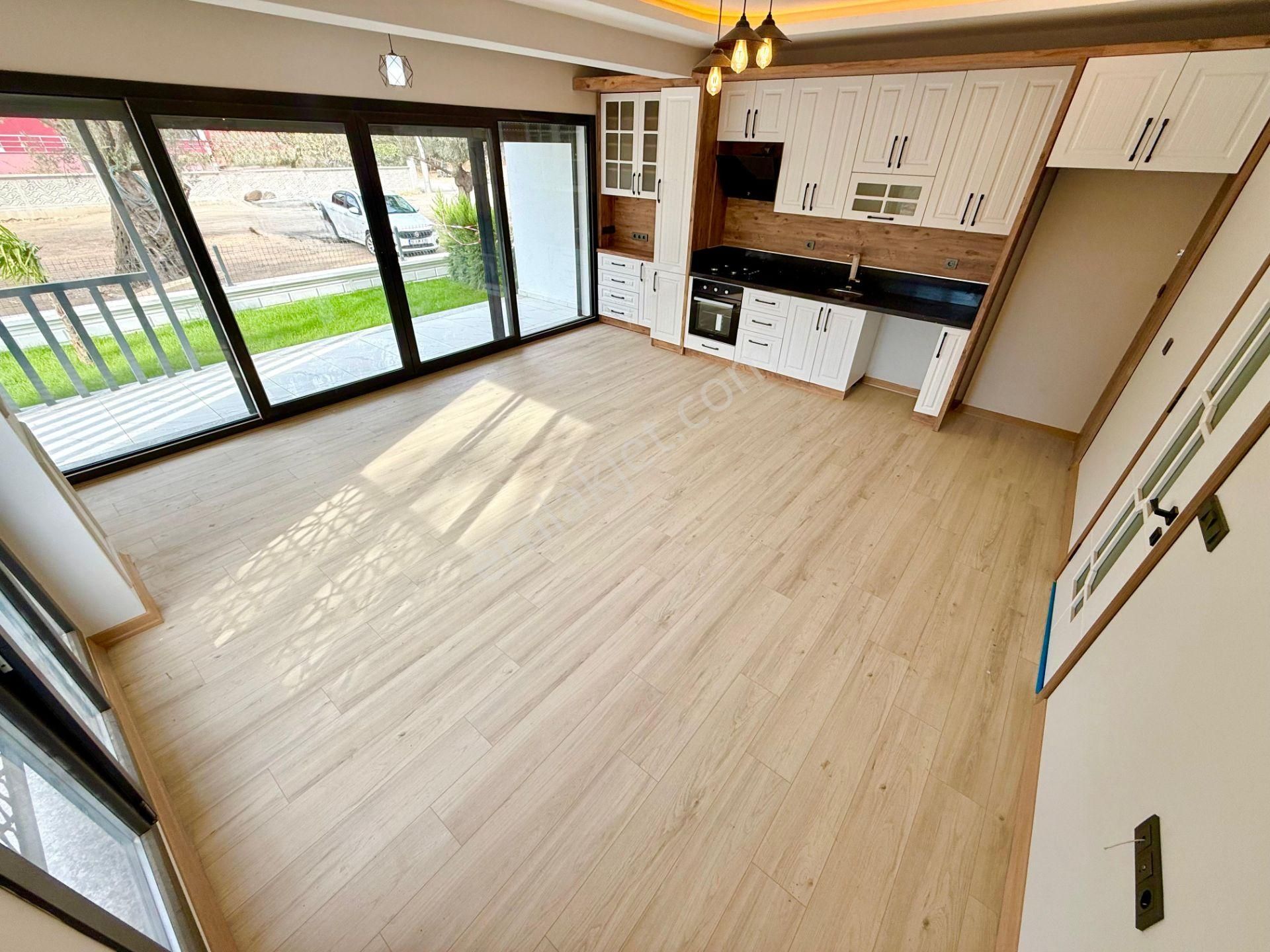 ▶ ▶ Akçay Körfez'den Zeytinli'de Doğa Manzaralı Sıfır Satılık 4+1 Villa - Görsel 12