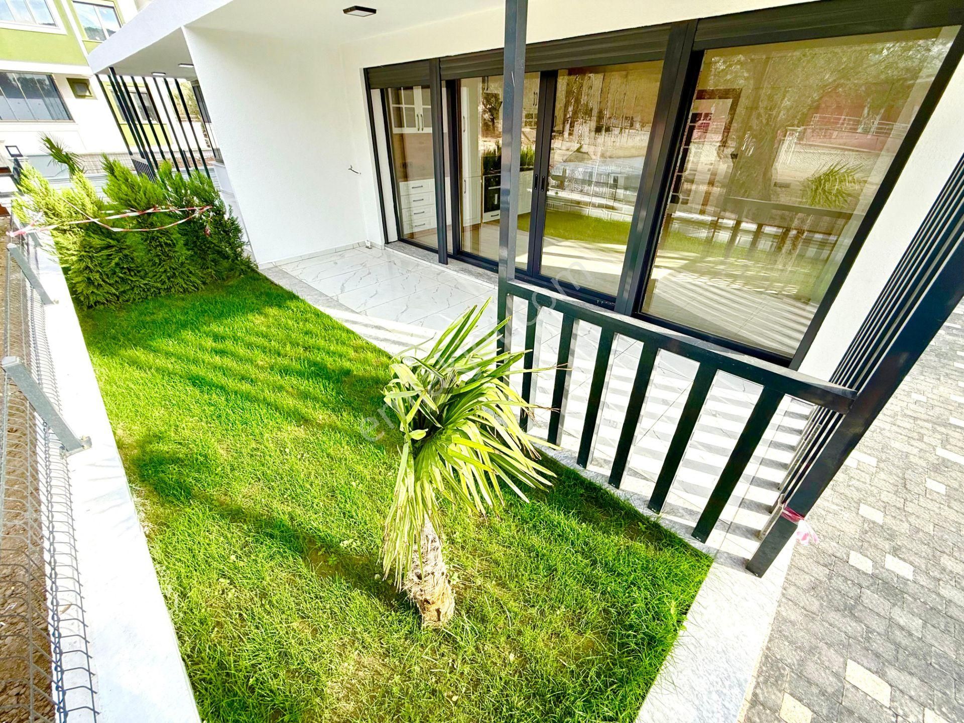 ▶ ▶ Akçay Körfez'den Zeytinli'de Doğa Manzaralı Sıfır Satılık 4+1 Villa - Görsel 6