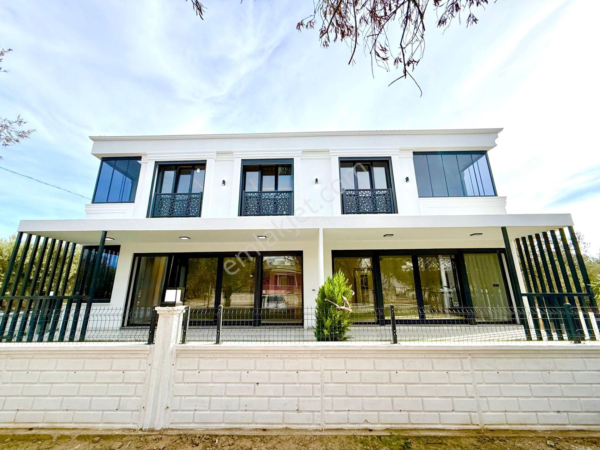 ▶ ▶ Akçay Körfez'den Zeytinli'de Doğa Manzaralı Sıfır Satılık 4+1 Villa - Görsel 4