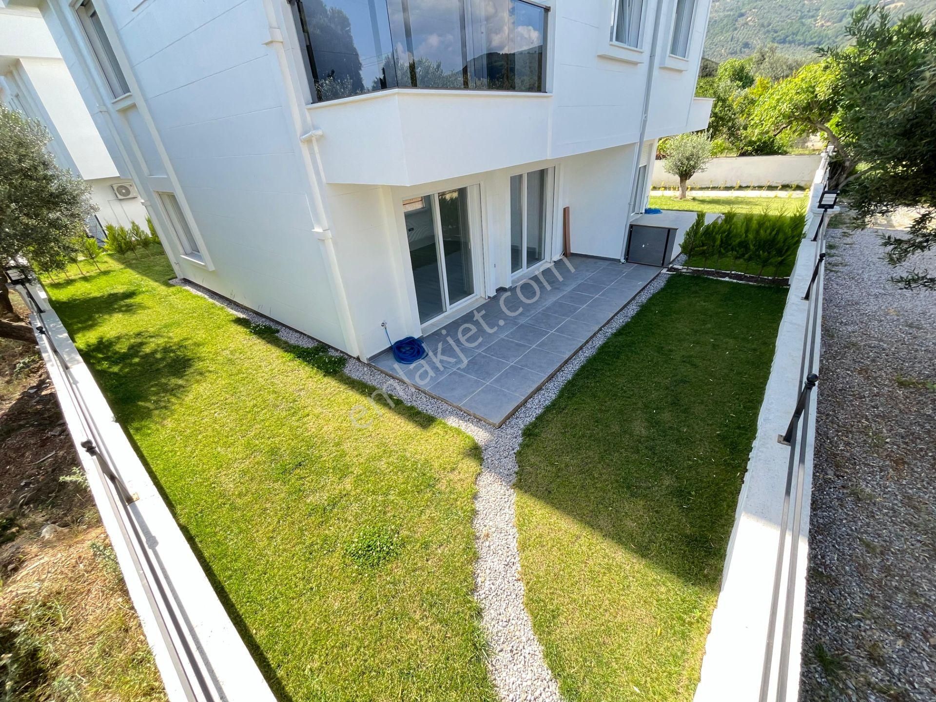 Parstan Gürede Kazdağı Eteklerinde Doğanın İçinde Lüks 5+1 Villa - Görsel 32