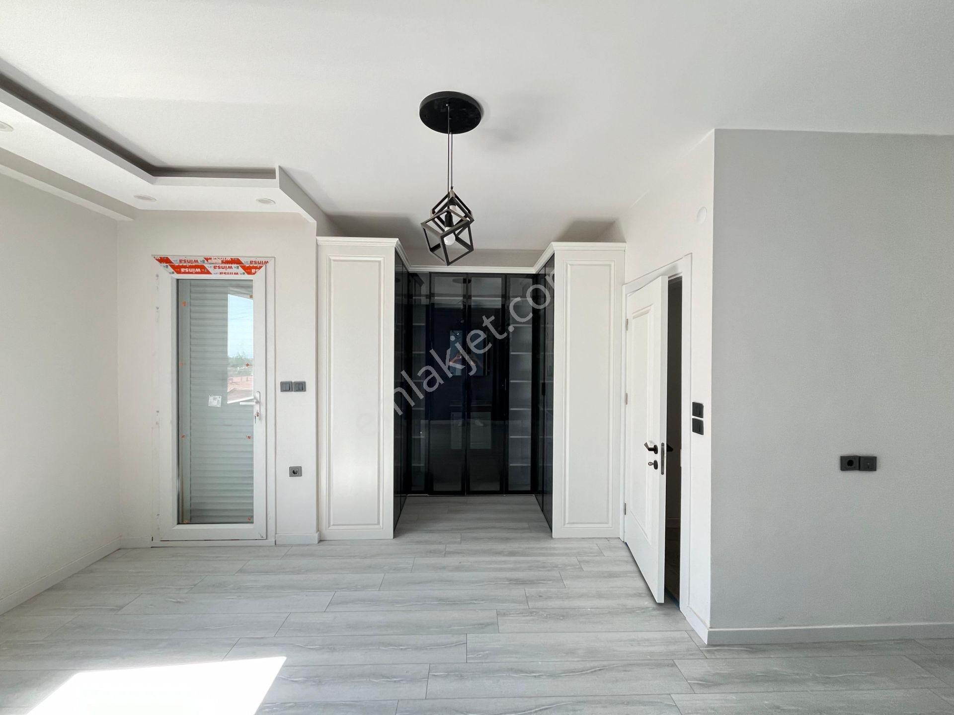 Parstan Gürede Kazdağı Eteklerinde Doğanın İçinde Lüks 5+1 Villa - Görsel 16