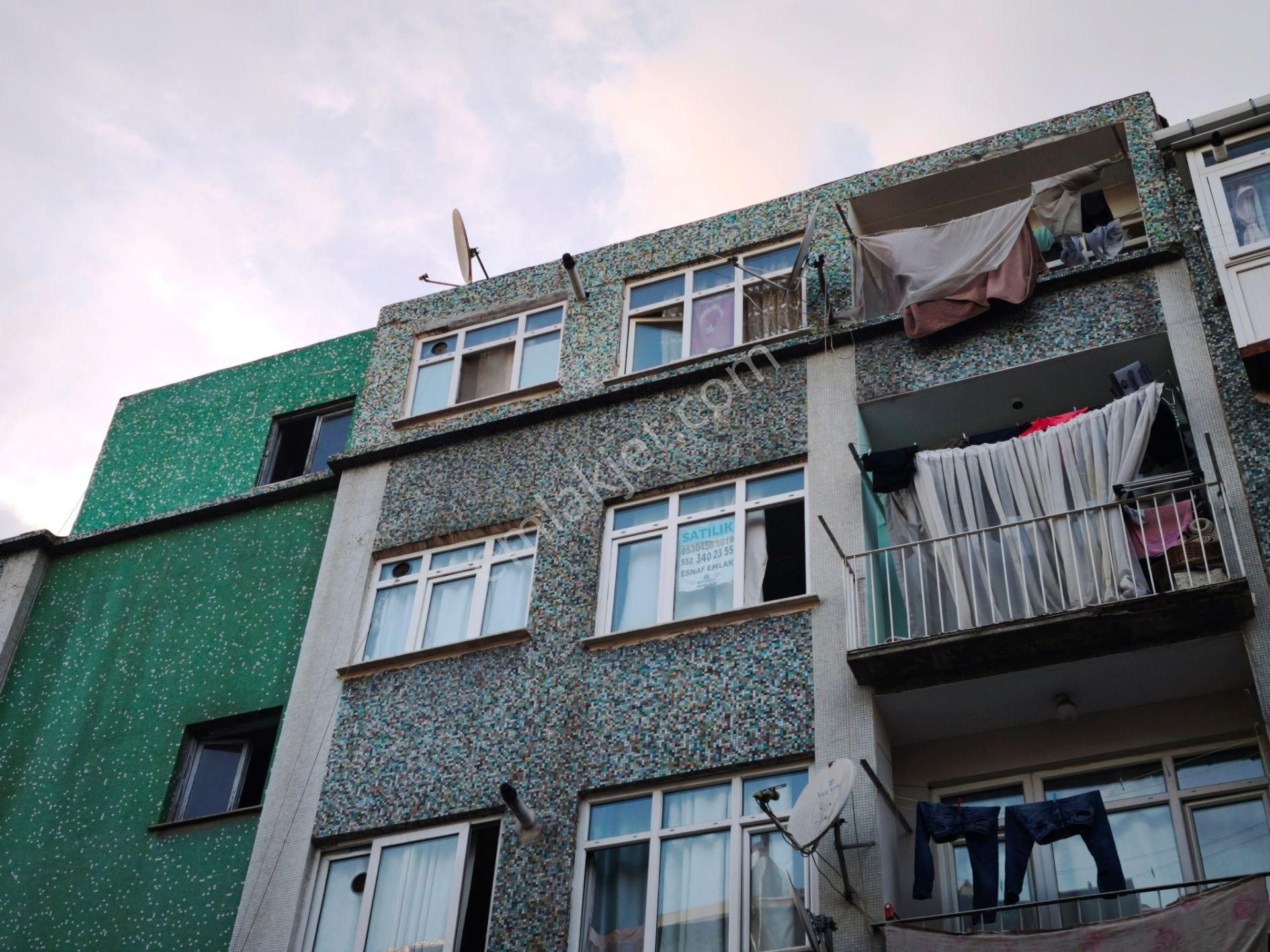 Vatan Vergi Daire Arkası 2 Adet 60 M2 Daire , Kat Mülkiyetli , Kiracılı