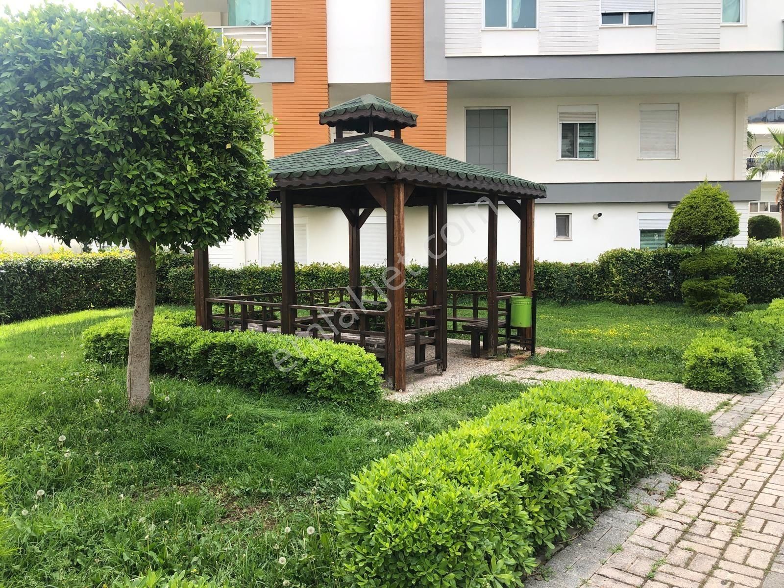 Uncalı Konaklar Bandında Orange Park Sitesinde 2+1 Satılık Çatı Dublex - Görsel 4