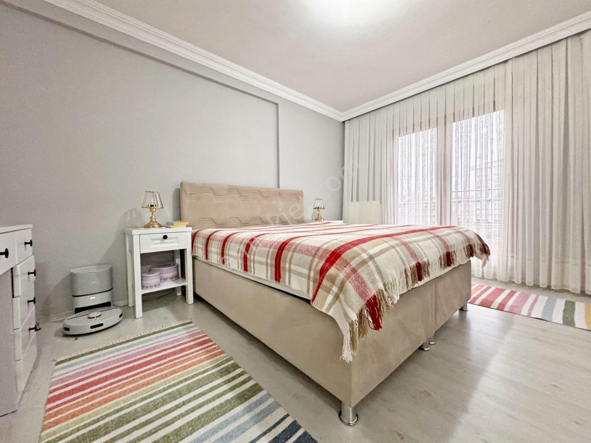 Home Vizyon Küçükçekmece Tevfik Bey Satılık Site İçinde Lüx 3+1 Daire. - Görsel 13