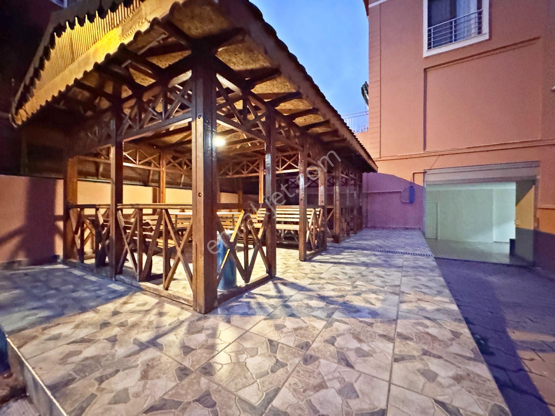 Home Vizyon Küçükçekmece Tevfik Bey Satılık Site İçinde Lüx 3+1 Daire. - Görsel 32