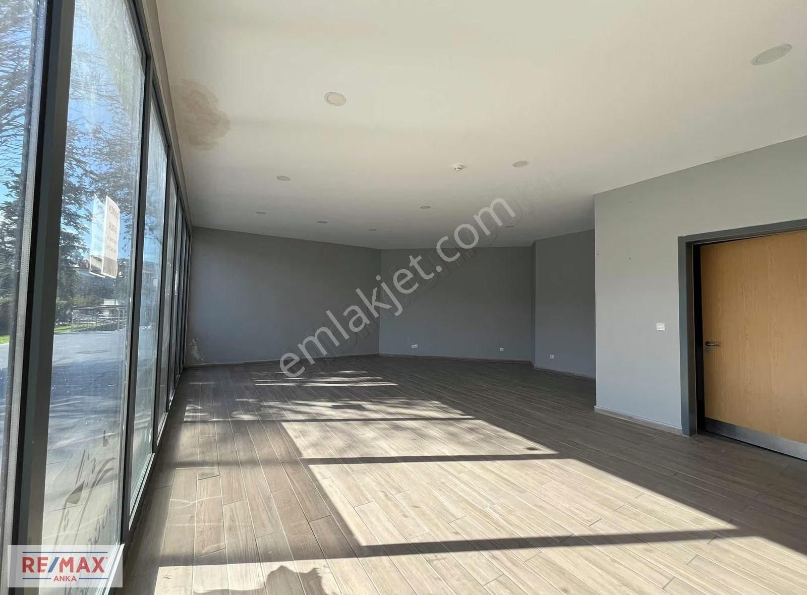 Remax Anka'dan Şile Meydan 92m² Devren Satılık Dükkan - Görsel 3