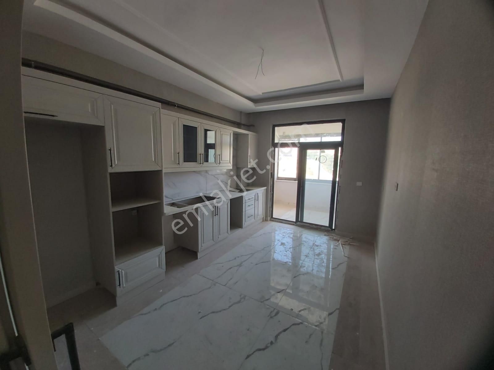 Millioğlu İnşaat'tan Kahvelipınar'da Göl Manzaralı 3,5+1 Daire