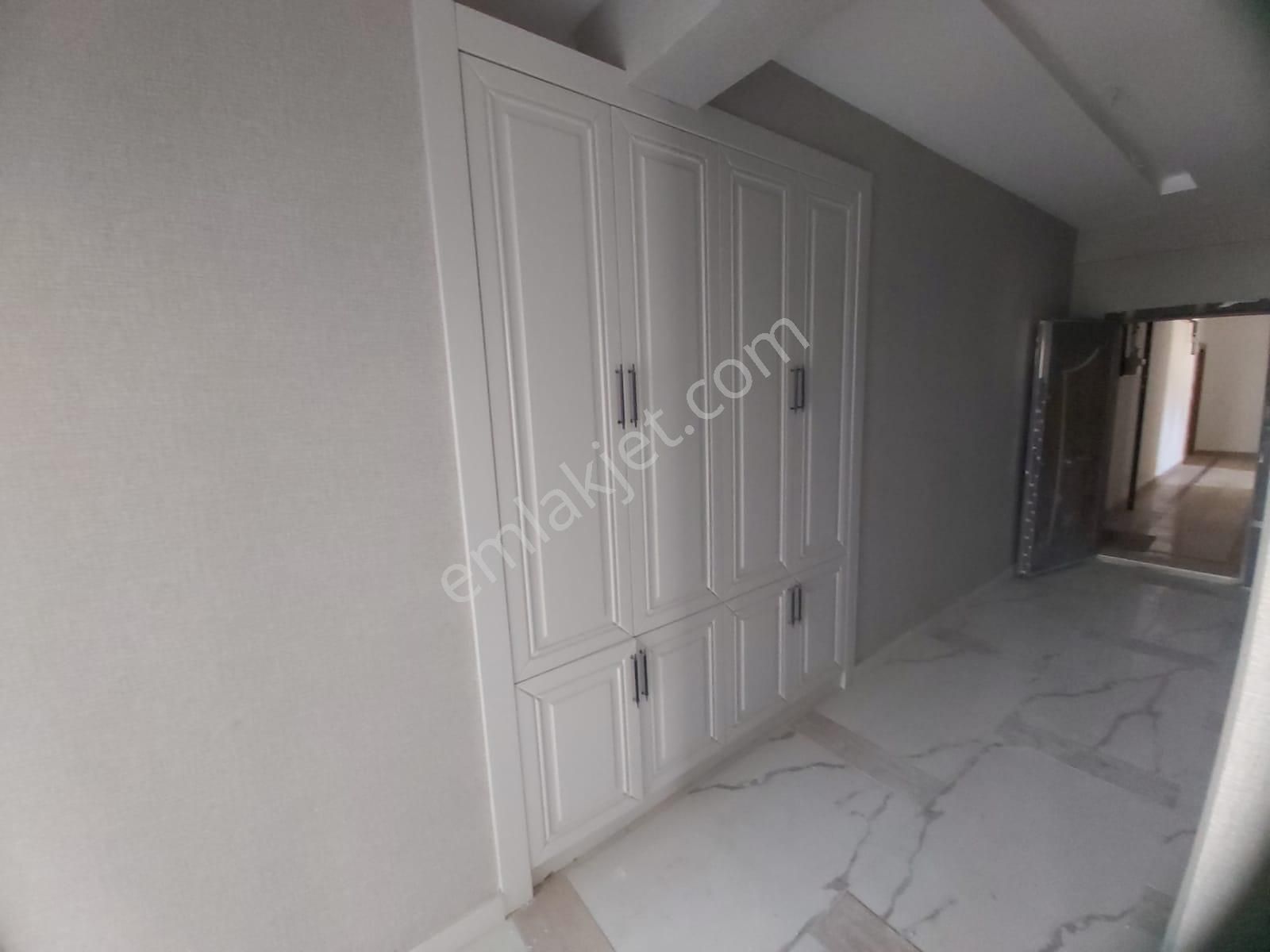 Millioğlu İnşaat'tan Kahvelipınar'da Göl Manzaralı 3,5+1 Daire - Görsel 13