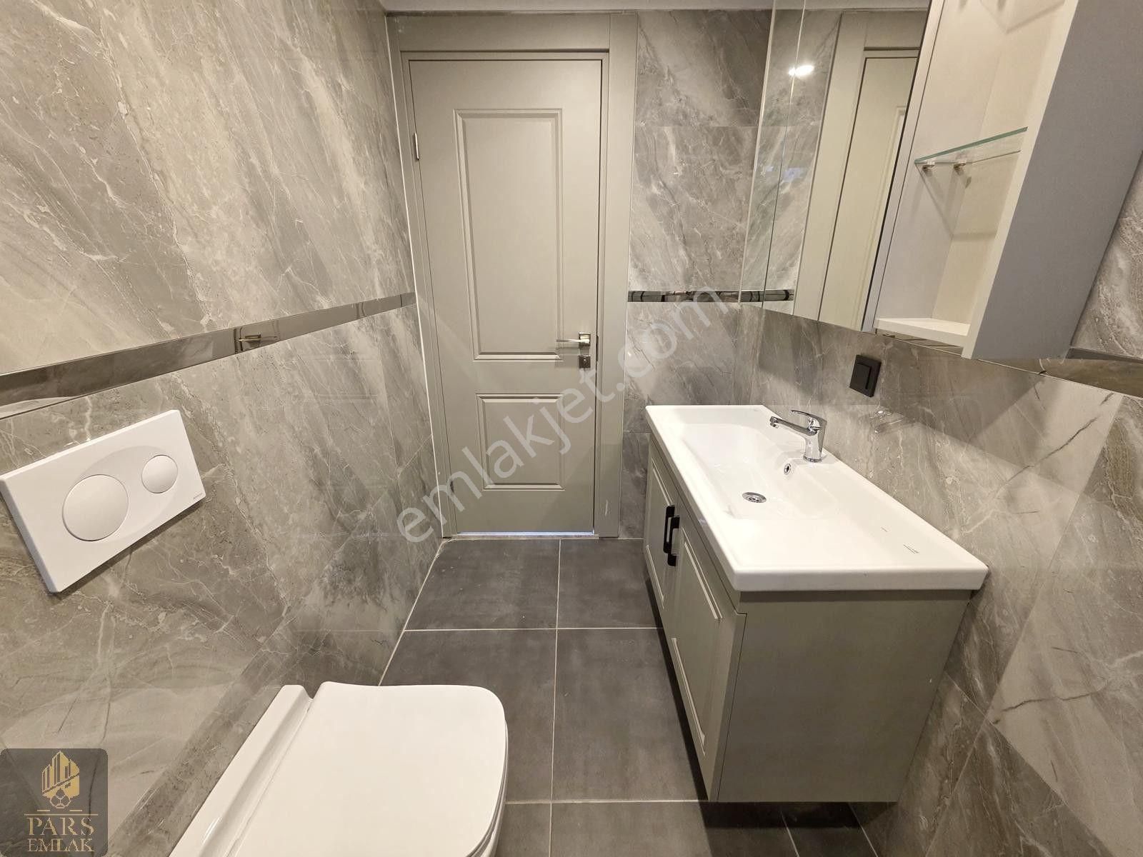 Parstan Gürede Geniş Havuzlu Ultra Lüks Denize 800 M 4+1 Villa - Görsel 24