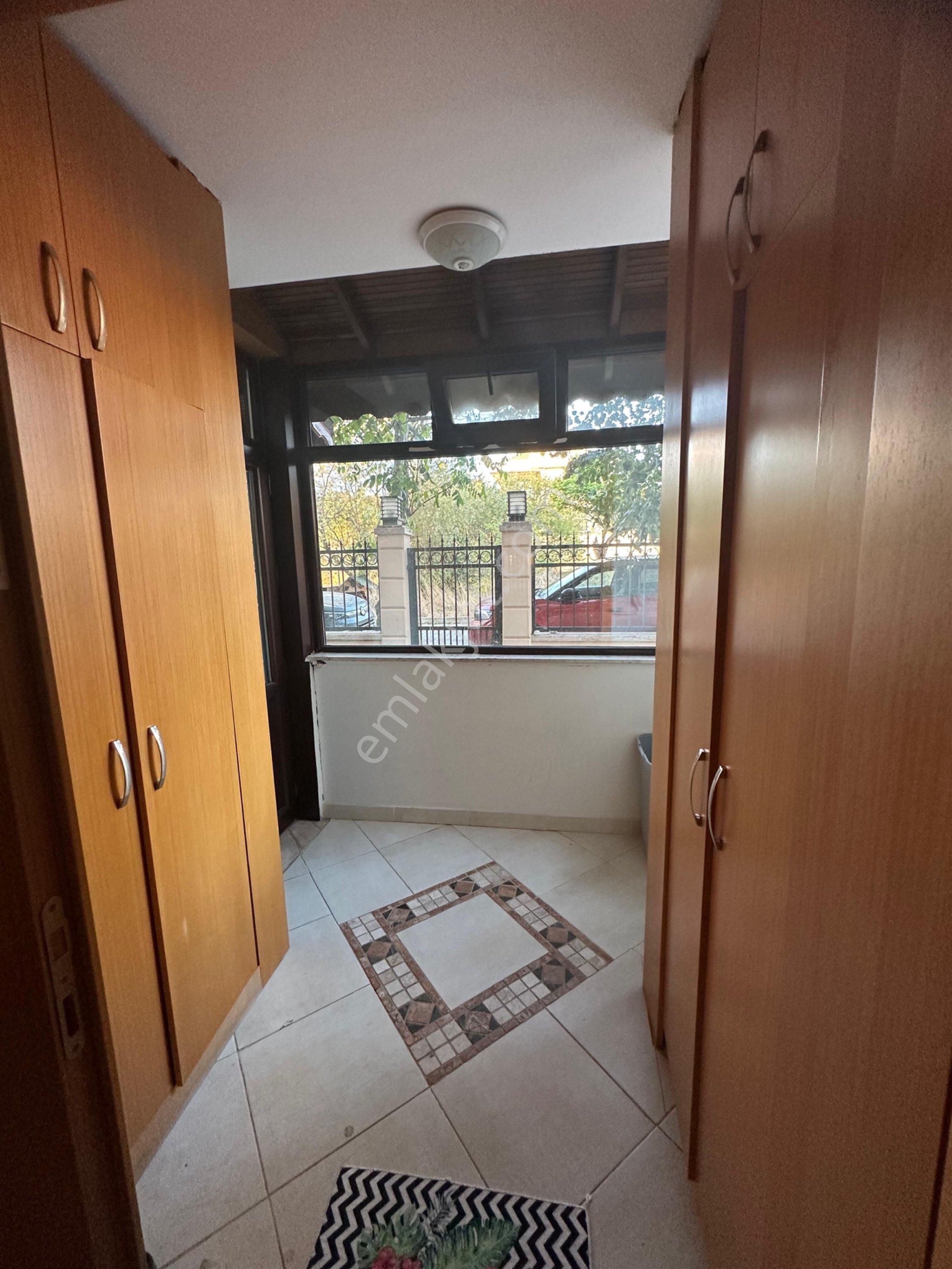 Güzelcede Balıkçı Caddesinde İçi Yapılı 6+1 Kiralık Villa - Görsel 13
