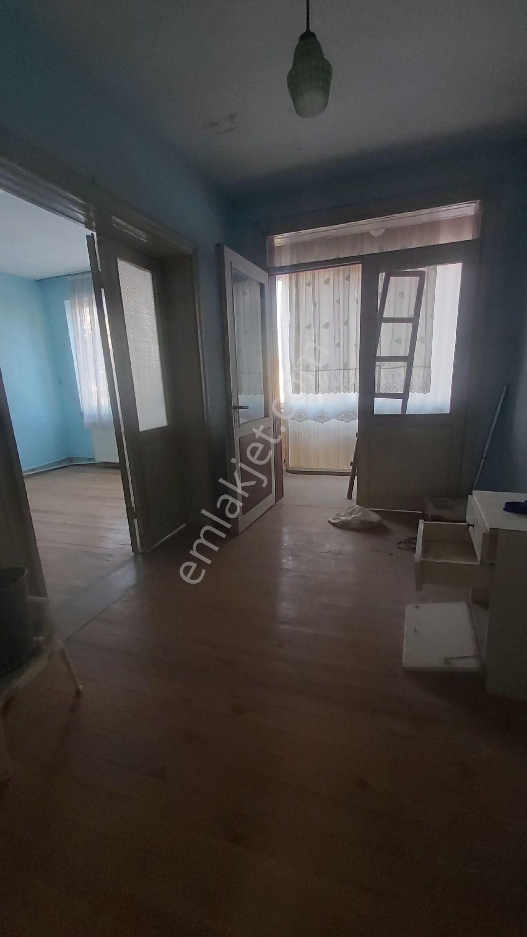 Züferbey Mahallesinde 3 Katlı Triblex Daire - Görsel 8