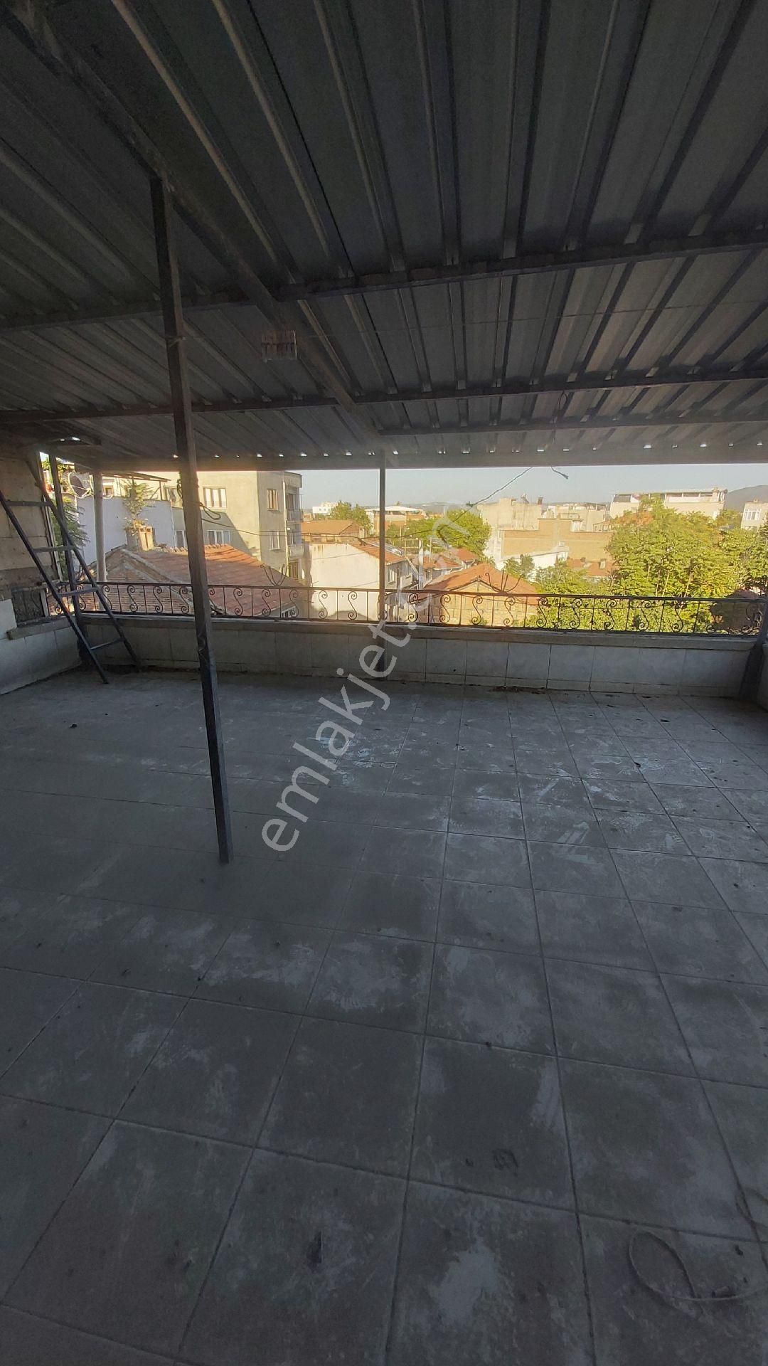 Züferbey Mahallesinde 3 Katlı Triblex Daire - Görsel 12