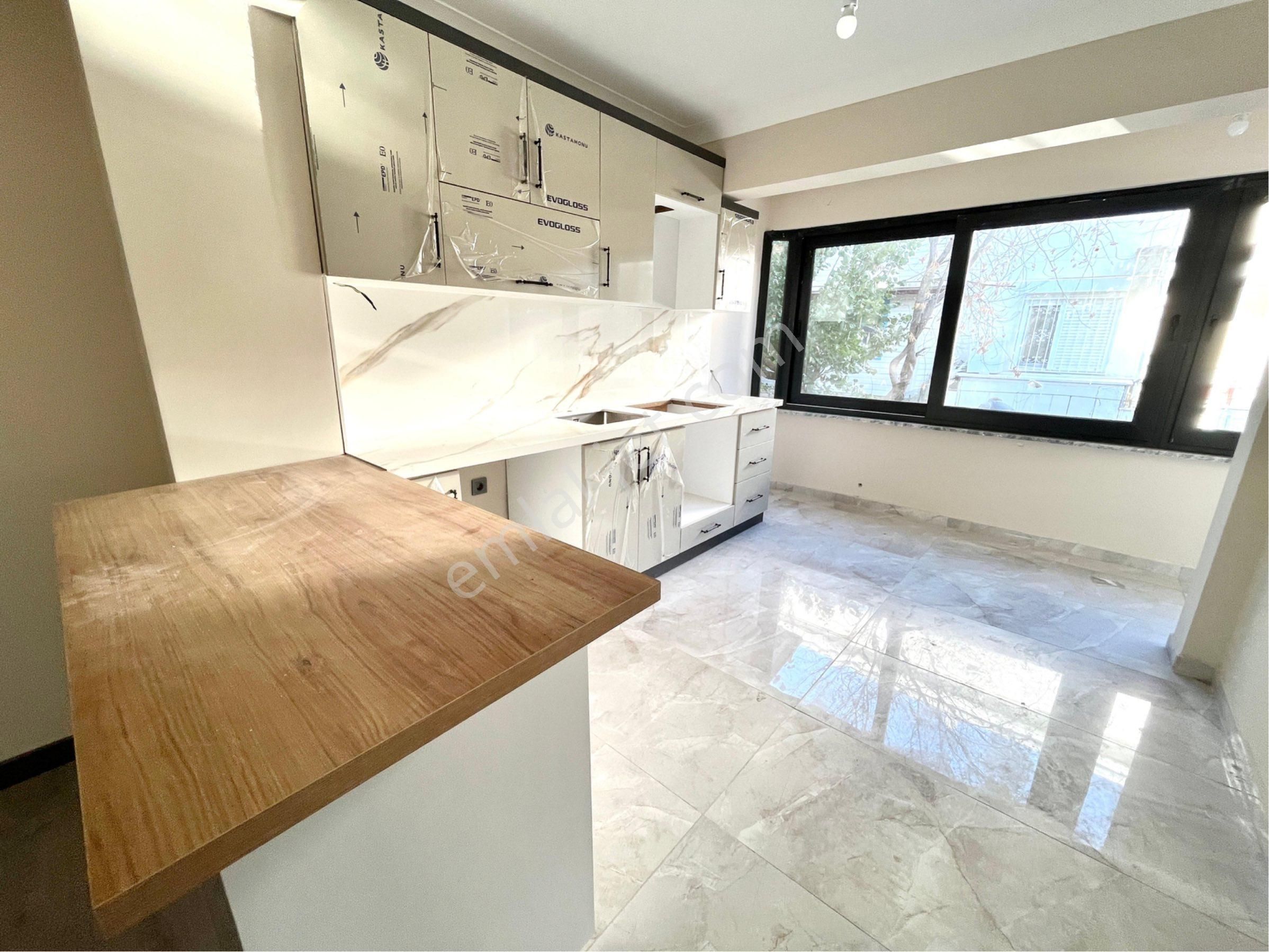 Cadde'den Denize 300mt Mustakil Bahçeli 3+1 Sıfır Villa - Görsel 28