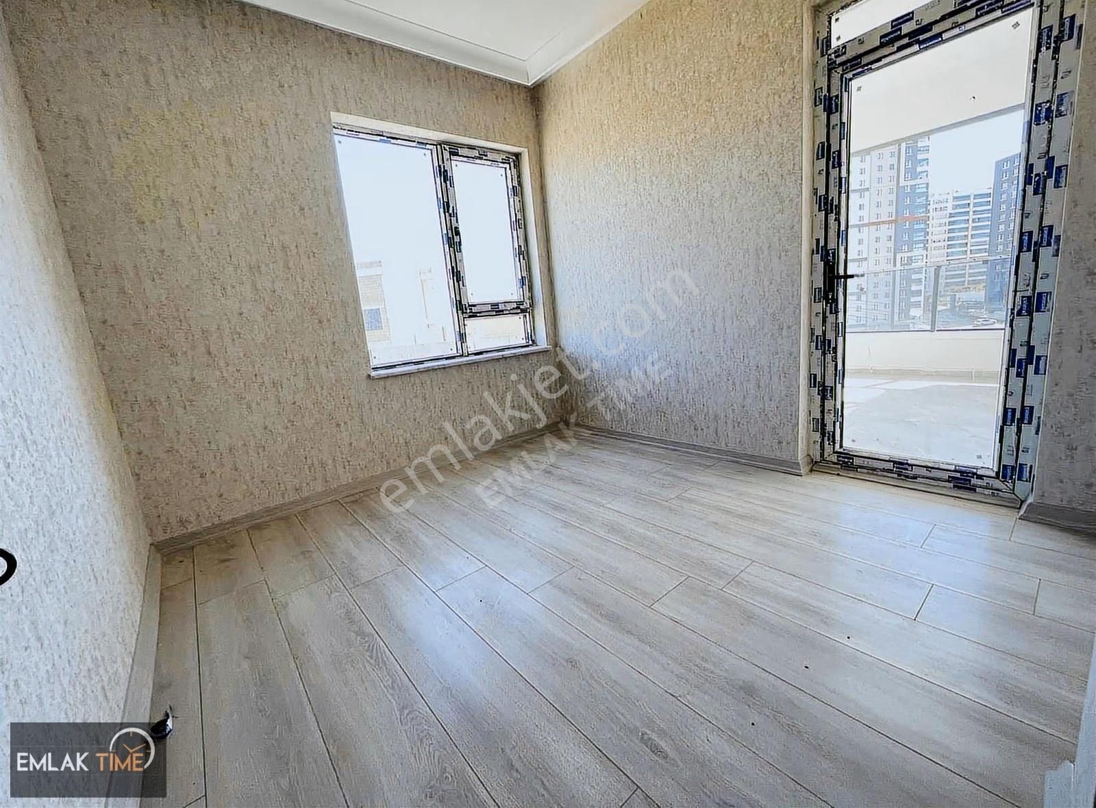 Göksu Susuz Bölgesinde Site İçinde 4+1 Satılık Sıfır Lüks Daire - Görsel 27