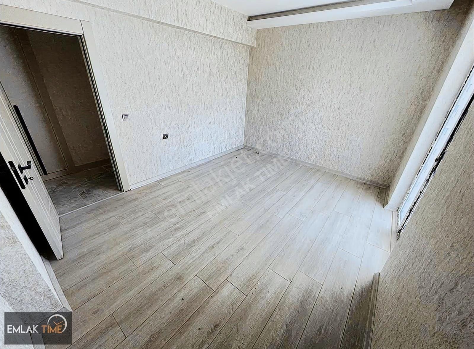 Göksu Susuz Bölgesinde Site İçinde 4+1 Satılık Sıfır Lüks Daire - Görsel 21