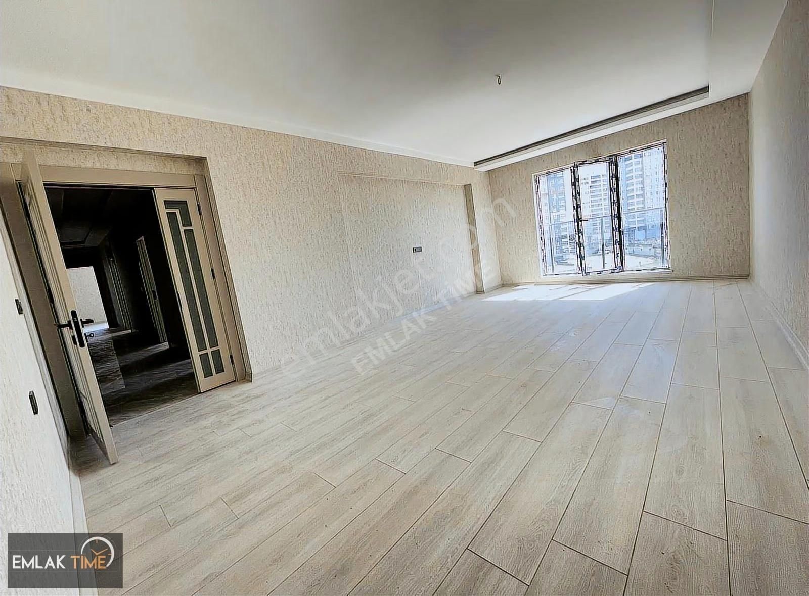 Göksu Susuz Bölgesinde Site İçinde 4+1 Satılık Sıfır Lüks Daire - Görsel 19