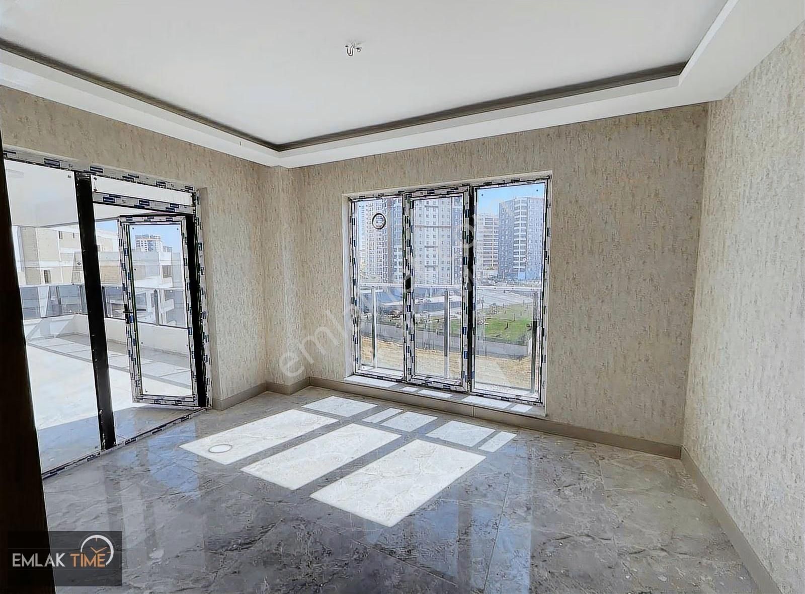 Göksu Susuz Bölgesinde Site İçinde 4+1 Satılık Sıfır Lüks Daire - Görsel 17