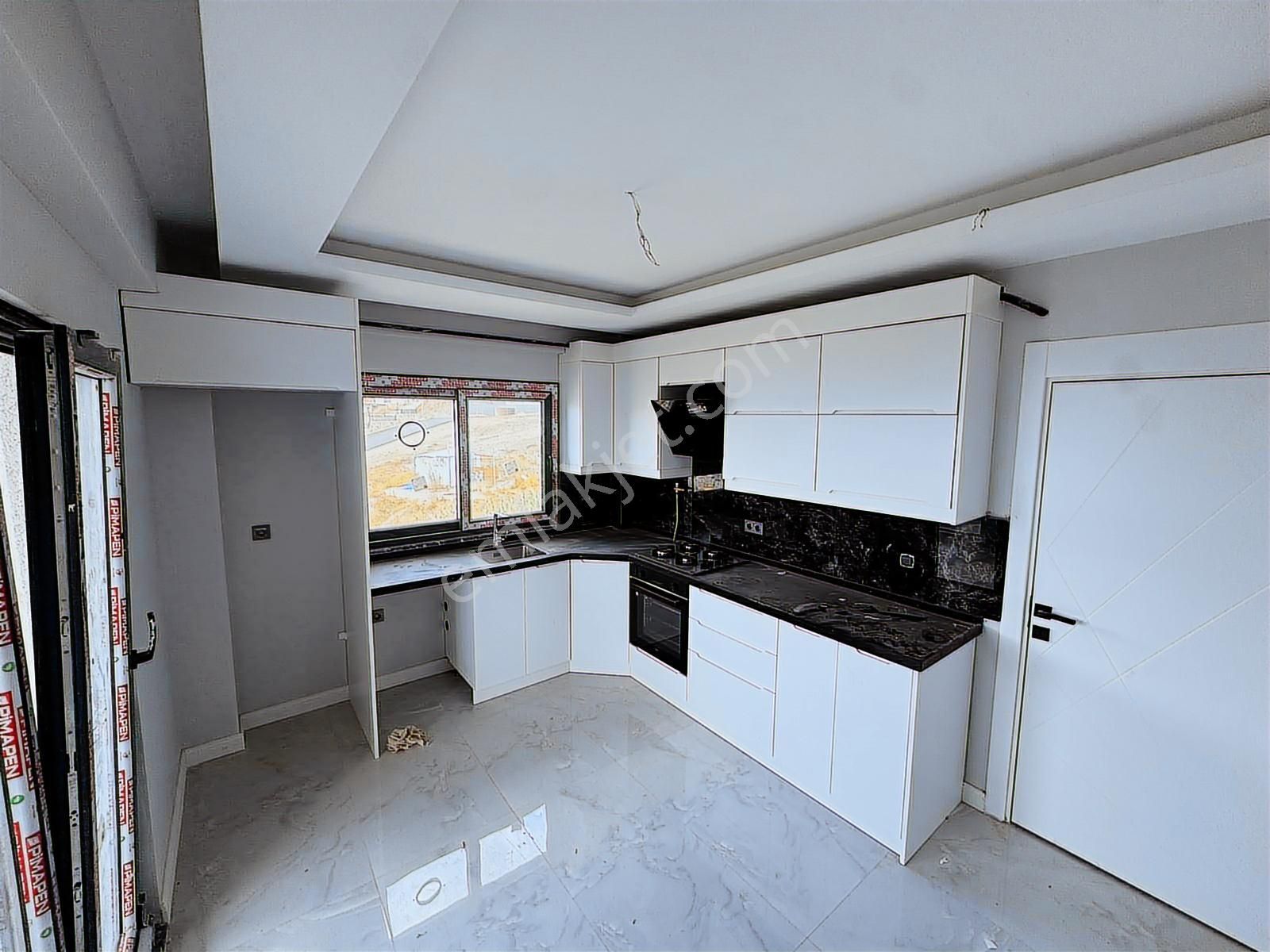 Gemlik Manastır Bölgesinde Deniz Manzaralı 3+1 Satılık - Görsel 25