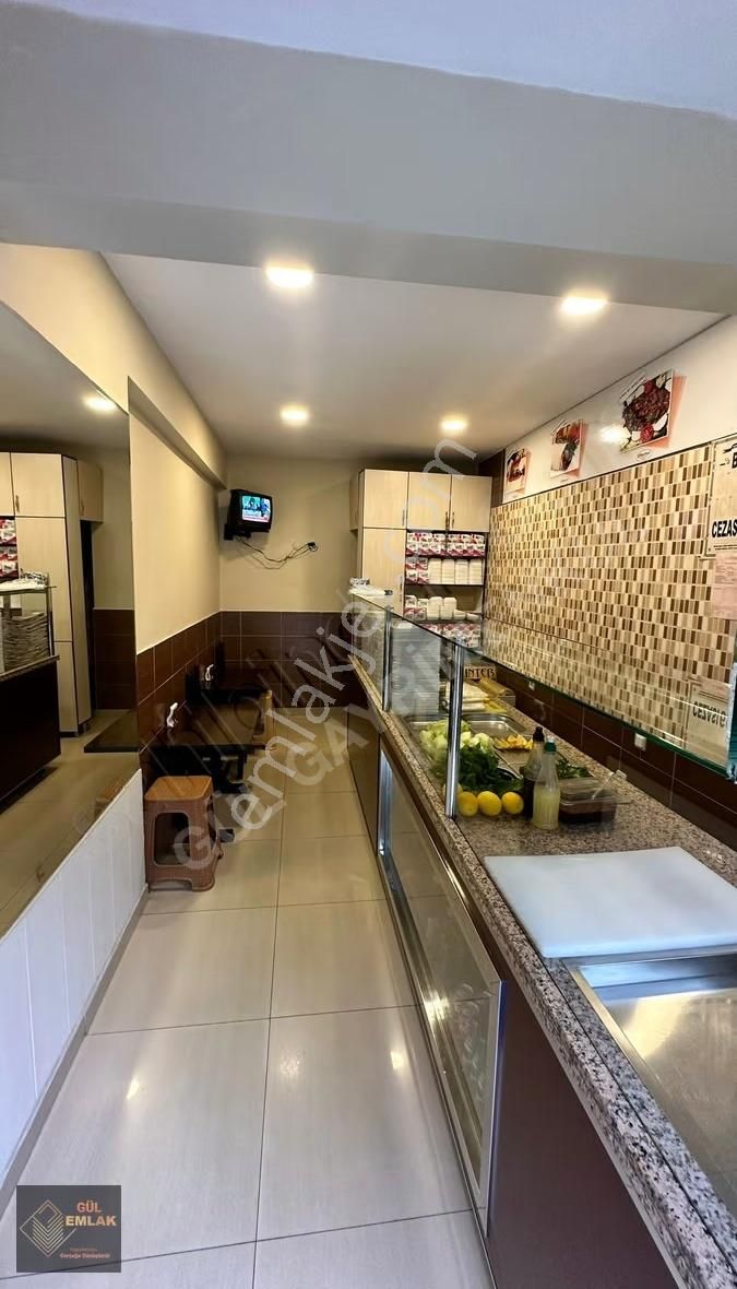 Beylikdüzü Sitede Eşsiz Özel Yatırımlık 18 M2 Satılık Dükkan - Görsel 2