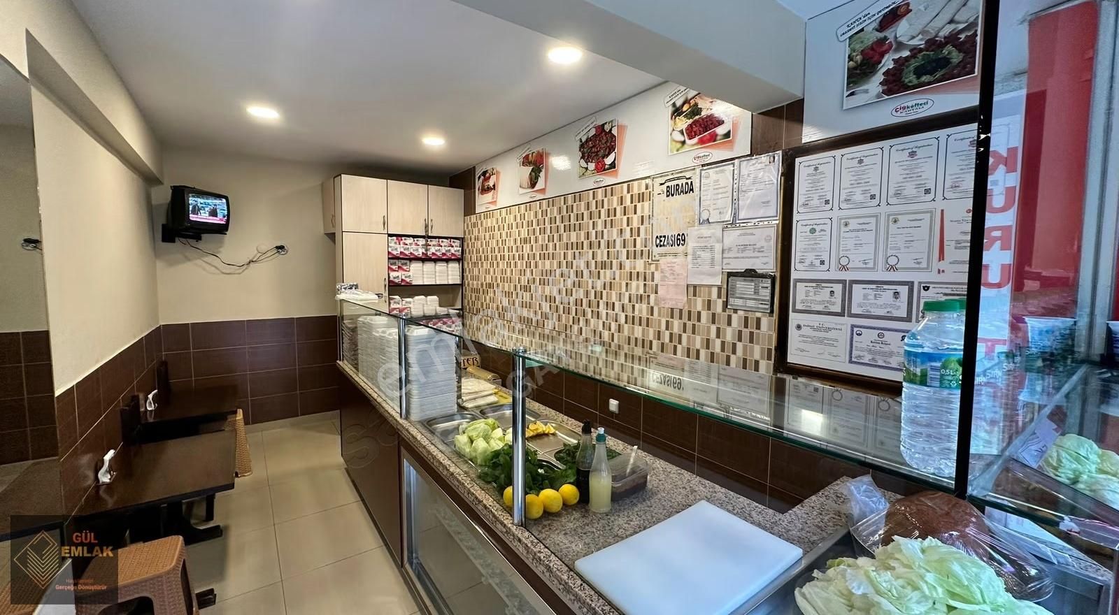 Beylikdüzü Sitede Eşsiz Özel Yatırımlık 18 M2 Satılık Dükkan