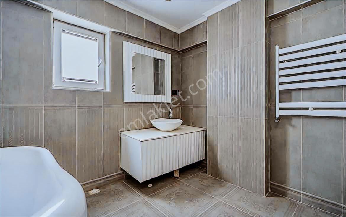 Bademli De Satılık 5+1 Villa - Görsel 34