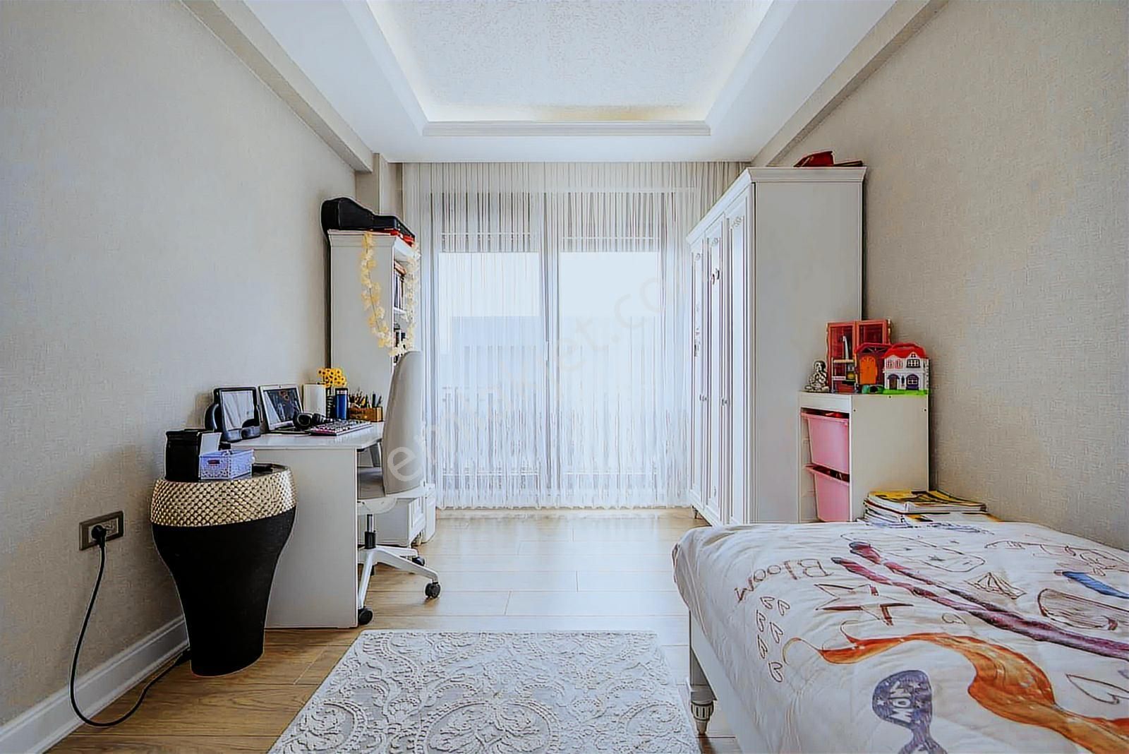 Gümüştepede Satılık 4+1 Villa - Görsel 8