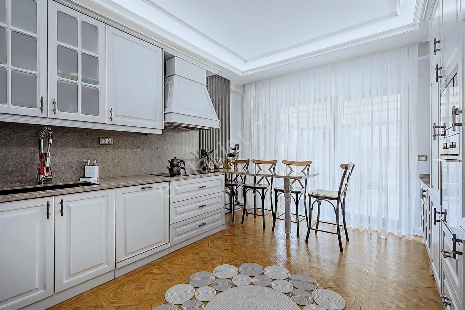 Gümüştepede Satılık 4+1 Villa - Görsel 18