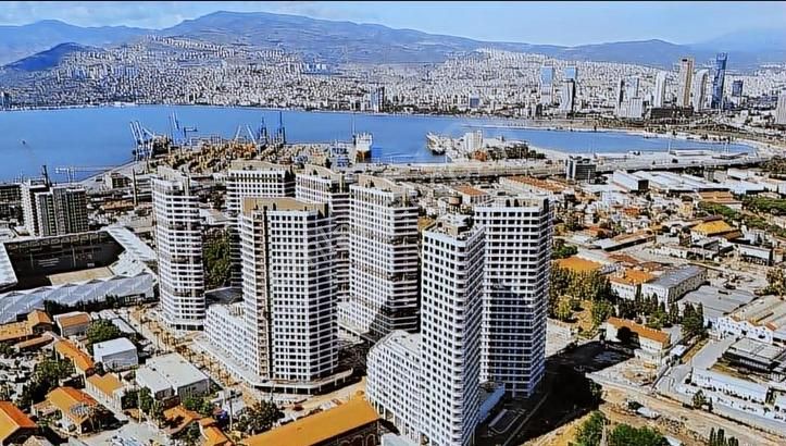 Alsancak Evora'da Full Deniz Manzaralı 3+1 Satılık Daire