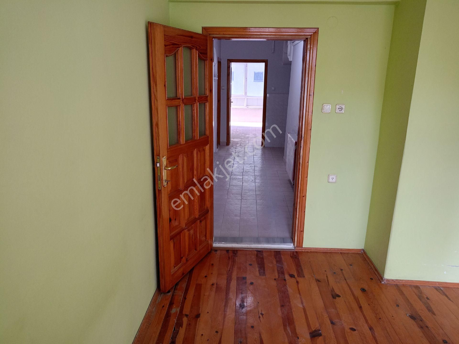 Akçaabat Nefsipulathane De Satılık 2+1 Doğalgazlı Masrafsız Daire - Görsel 19