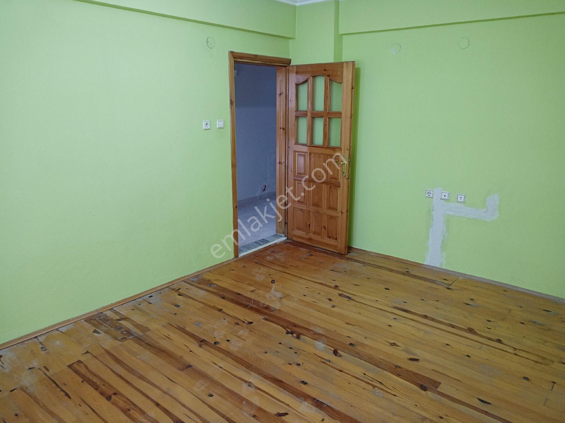Akçaabat Nefsipulathane De Satılık 2+1 Doğalgazlı Masrafsız Daire - Görsel 8