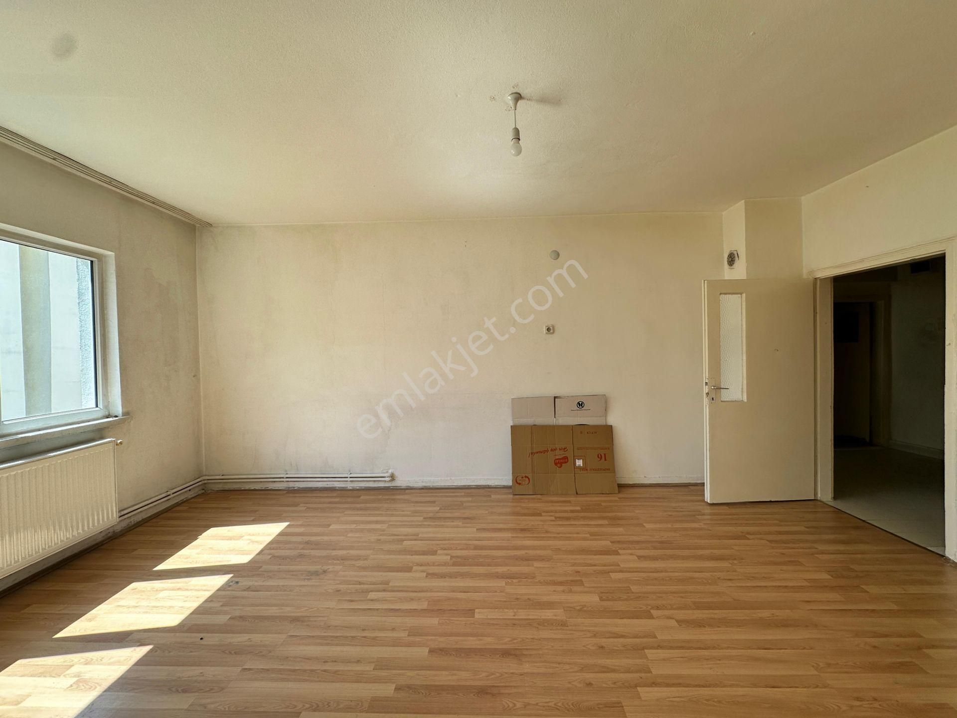 Mç Emlak'tan Plevne Mah'sınde 3+1 Satılık Daire - Görsel 4