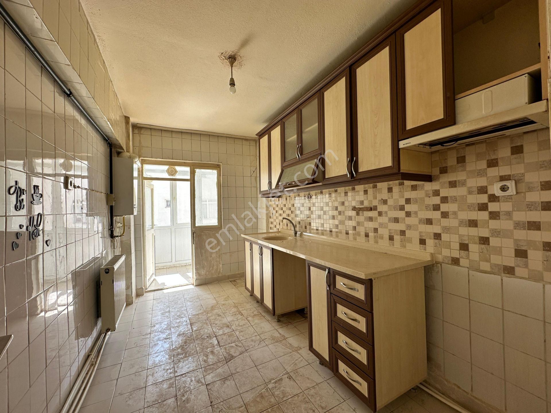 Mç Emlak'tan Plevne Mah'sınde 3+1 Satılık Daire - Görsel 2