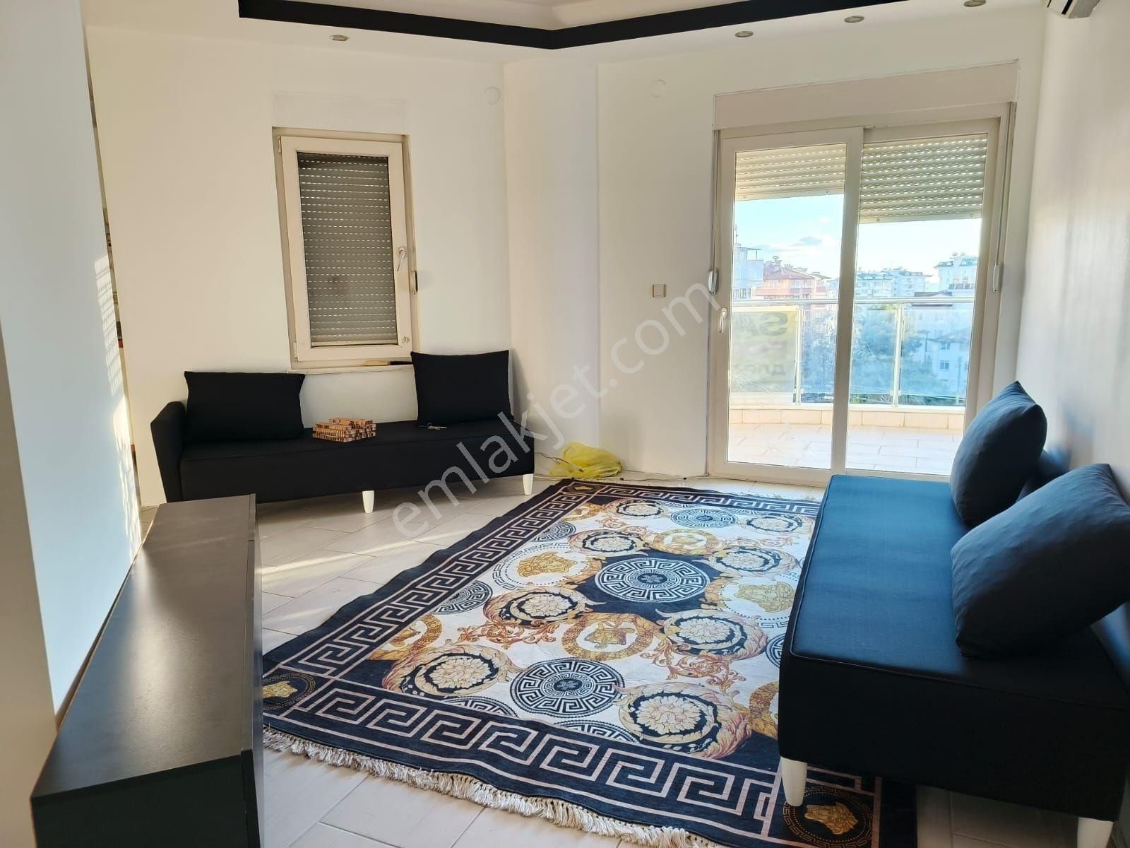 Ci̇kci̇lli̇'da Site İçerisinde 2+1 Havuzlu 135 M2 Eşyalı Satılık Doblex - Görsel 4