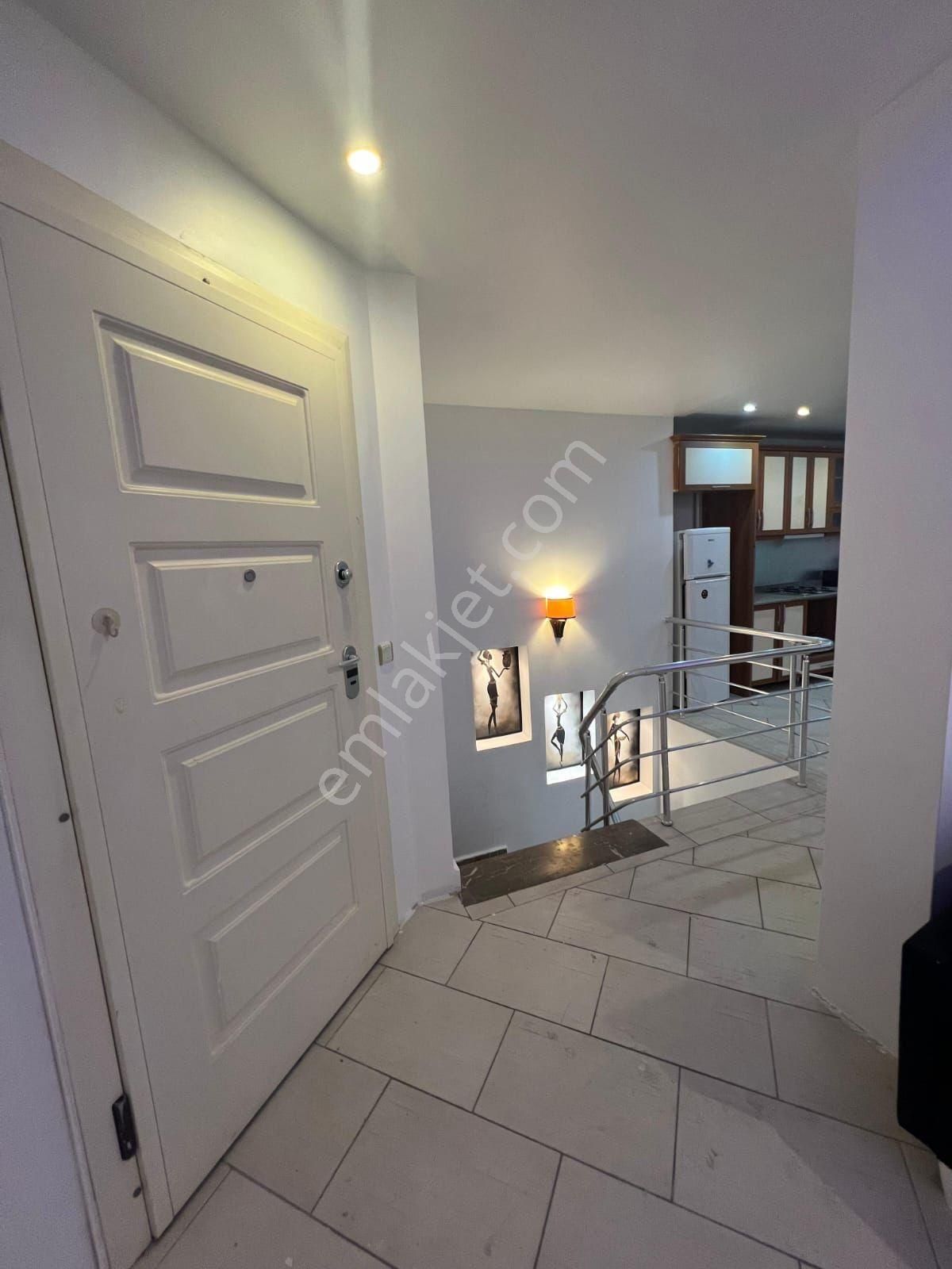 Ci̇kci̇lli̇'da Site İçerisinde 2+1 Havuzlu 135 M2 Eşyalı Satılık Doblex - Görsel 10