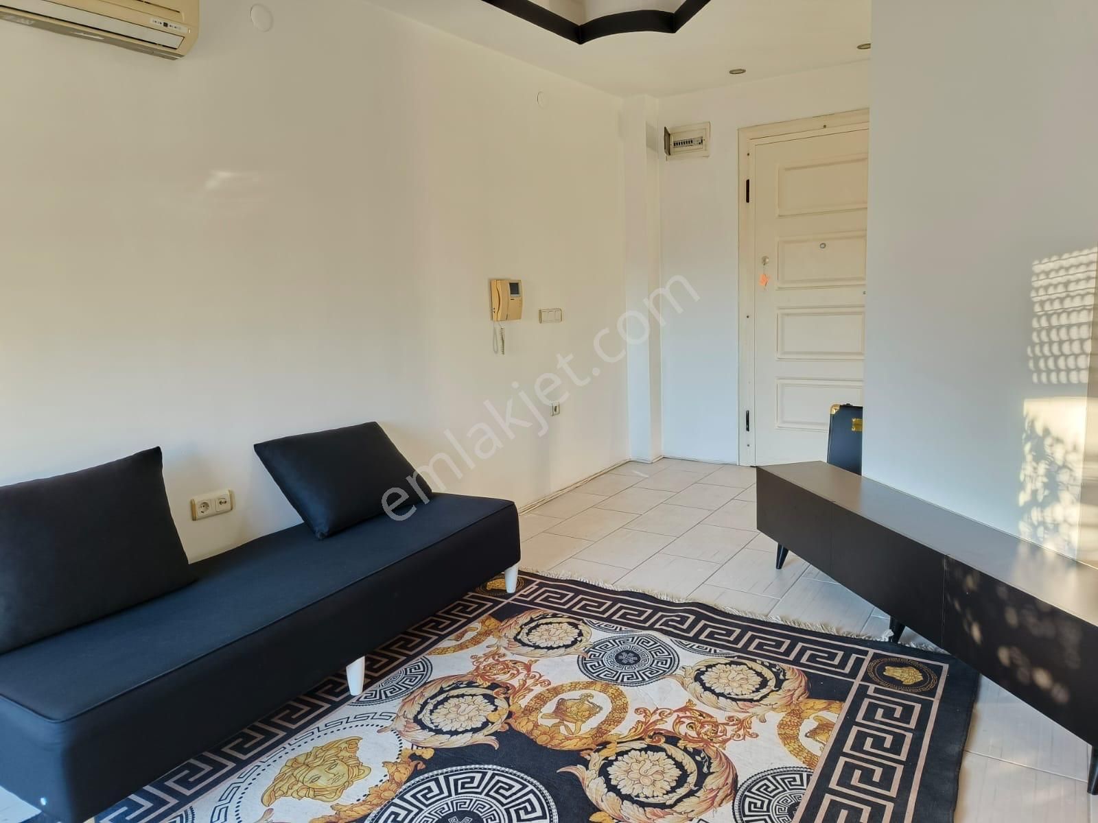 Ci̇kci̇lli̇'da Site İçerisinde 2+1 Havuzlu 135 M2 Eşyalı Satılık Doblex - Görsel 3