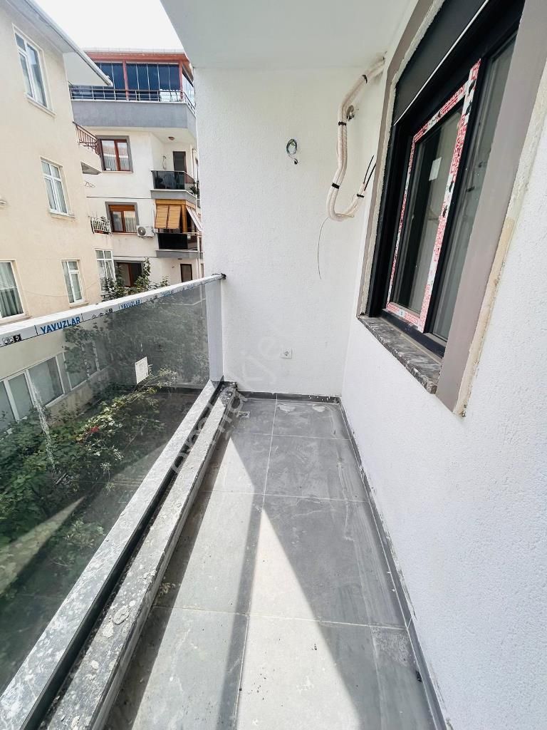 Kaçmaz'dan Altıntepe'de Ulaşıma Yakın 2.katta Sıfır Boş Lüks 2+1 - Görsel 5