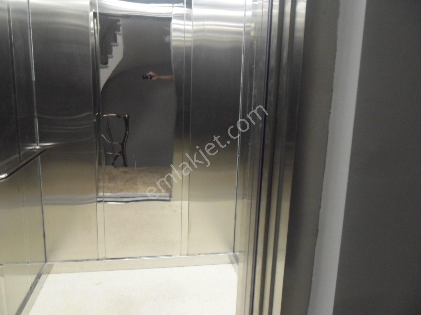 Deniz Manzaralı 3+1 Sıfır 120m2 Otoparklı Asansörlü Kiralık Teras Kat - Görsel 21