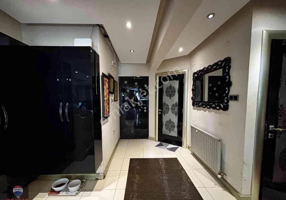 Bostanlı Akbank Sokağında 4+1 Satılık Bahçelı Dubleks Daıre - Görsel 8