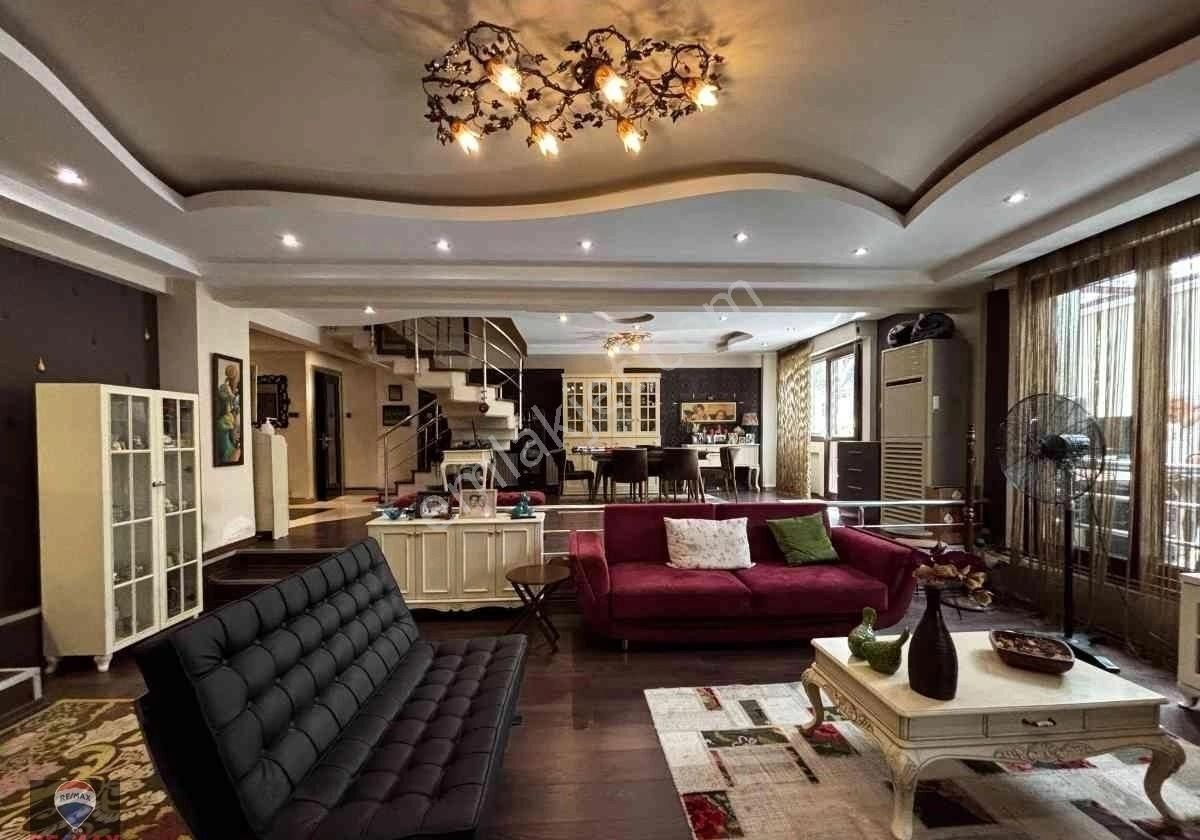 Bostanlı Akbank Sokağında 4+1 Satılık Bahçelı Dubleks Daıre - Görsel 31