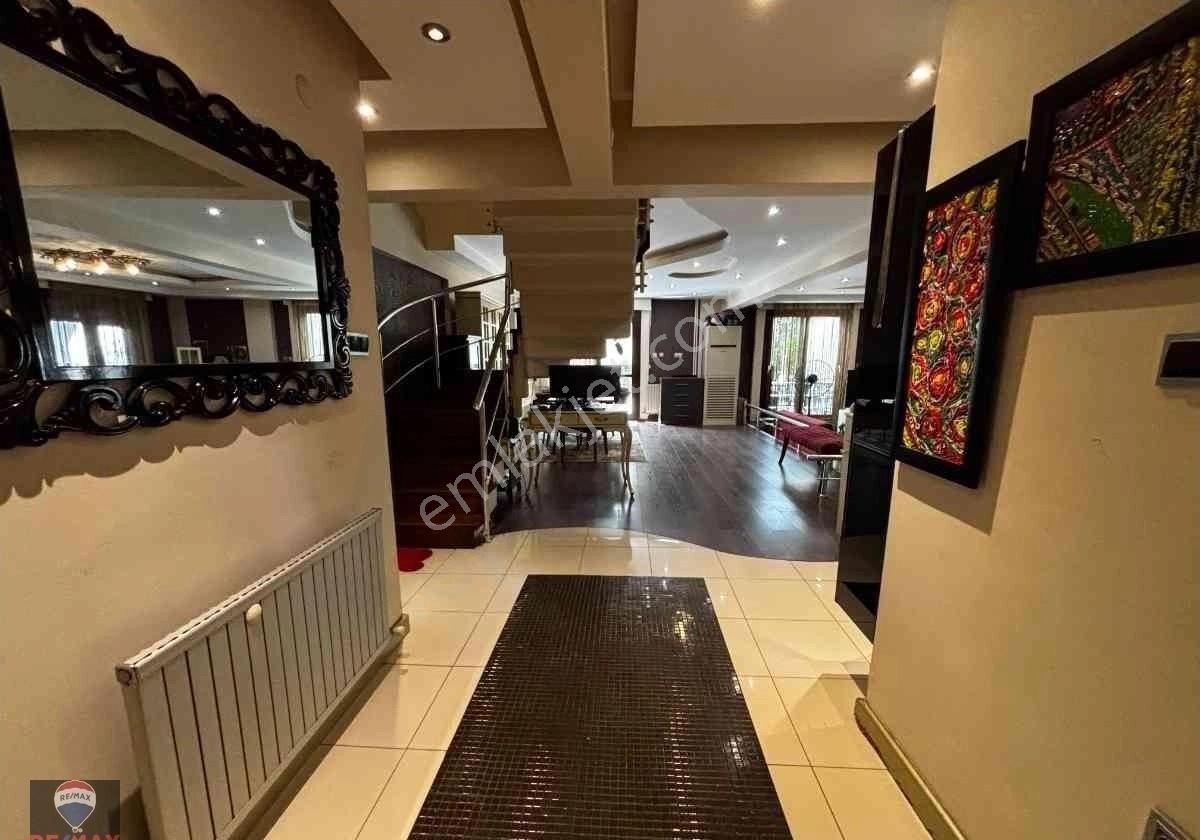 Bostanlı Akbank Sokağında 4+1 Satılık Bahçelı Dubleks Daıre - Görsel 35