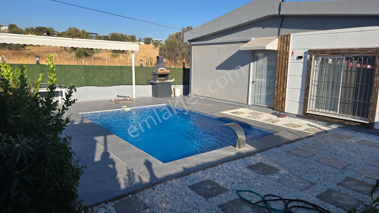 Menderes Akçaköy’de 300 M2 Arsa İçinde Havuzlu 3+1 Satılık Müstakil Ev – Eşyalı & Huzurlu Yaşam - Görsel 8